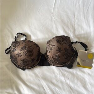NWT Victoria Secret BioFir Bra 34D Black Lace